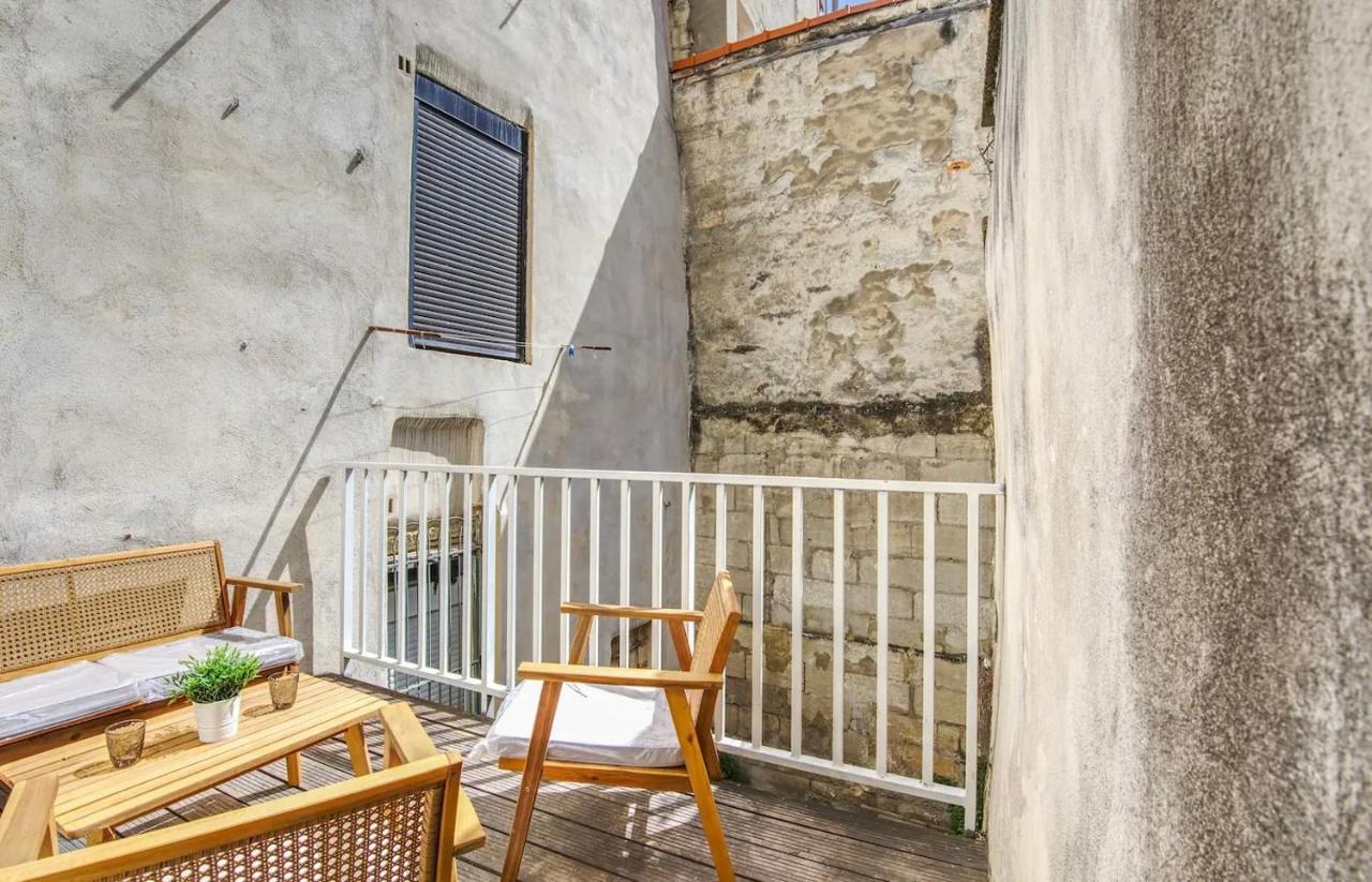 Bel Appartement Avec Terrasse Au Coeur D'Avignon Exterior foto